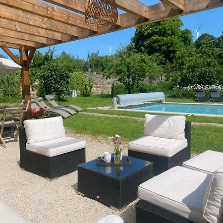 Chez Odette Apartment Le Val-d'Esnoms